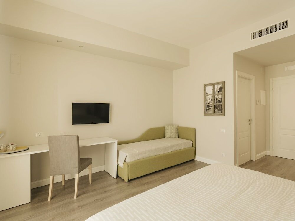 Фото Livingstone