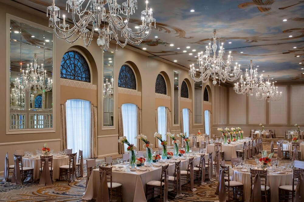 Фото The Adolphus, Autograph Collection