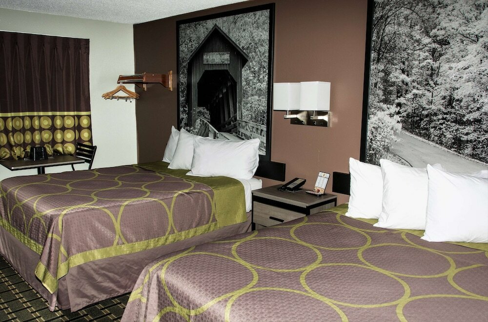 Фото Super 8 by Wyndham Michigan City