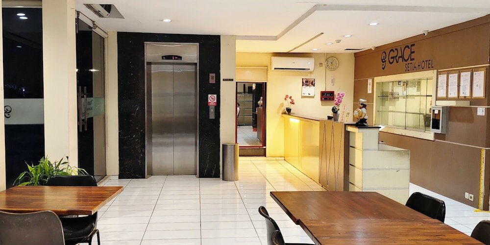 Фото Grace Setia Hotel