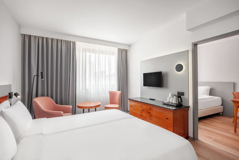 Фото Danubius Hotel Hungaria City Center