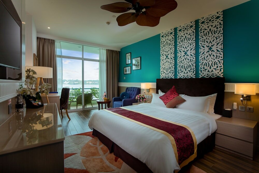 Фото The Hanoi Club Hotel & Residences