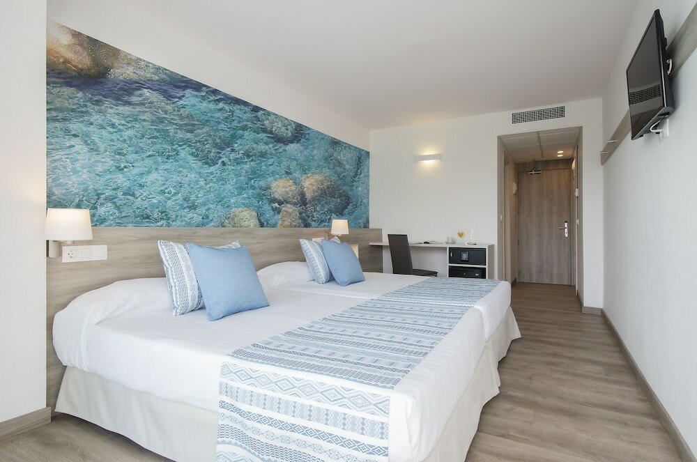 Фото Hotel Roquetas El Palmeral by Pierre & Vacances