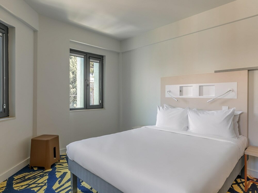 Фото Ibis budget Tbilisi Center