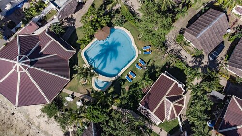 Внешний вид отеля Quo Vadis Dive Resort Moalboal в Басдиоте, фото 3