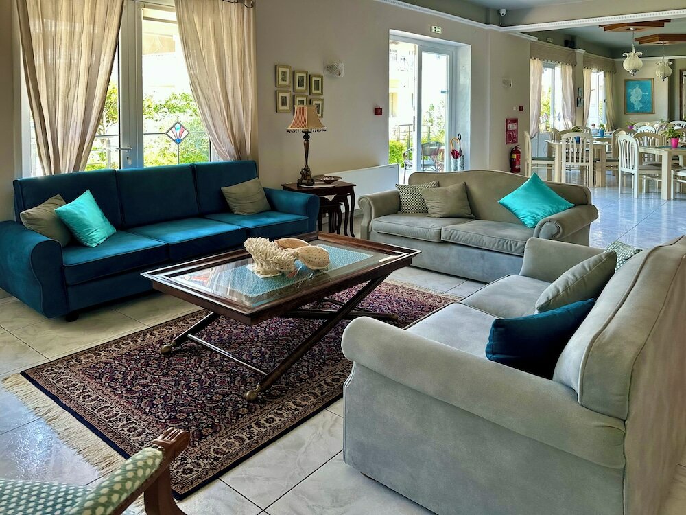 Фото Hotel Ioni