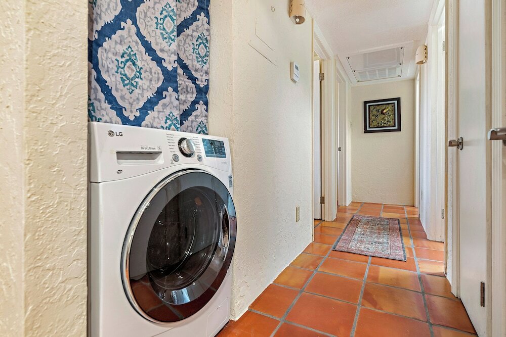 Фото Fort Marcy Hotel Suites by All Seasons Resort Lodging