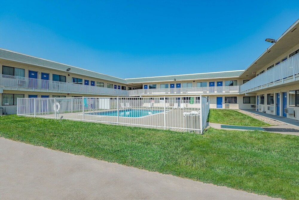 Фото Motel 6 Kansas City, Mo - Airport