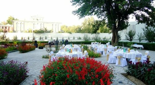 Внешний вид отеля Dushanbe Serena Hotel в Душанбе, фото 5