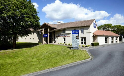 Внешний вид отеля Kyriad Cholet в Шоле, фото 1