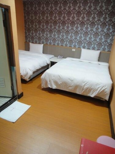 Гостиница Baoshan Hotel в Чжунли
