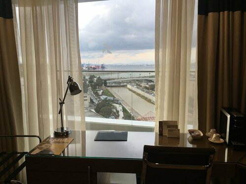 Гостиница Four Points by Sheraton в Байраклы