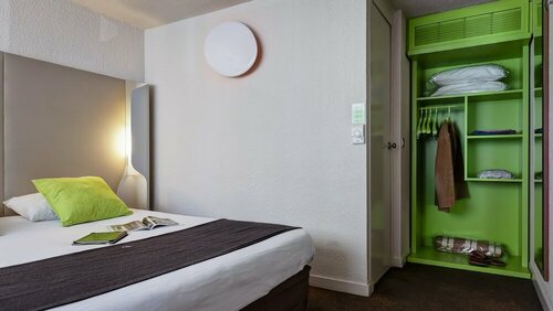 Гостиница Hotel Campanile Geneve - Aeroport/palexpo в Ферне-Вольтере
