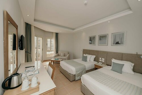 Гостиница Sunrise Aqua Joy Resort в Хургаде