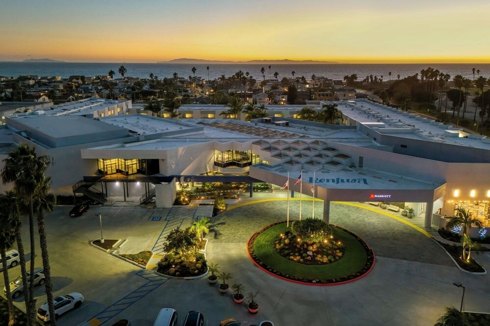 Фото Ventura Beach Marriott