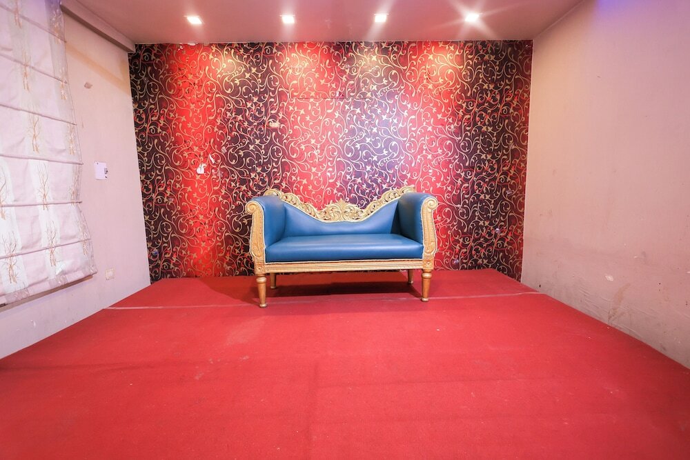 Фото Hotel Krishnam