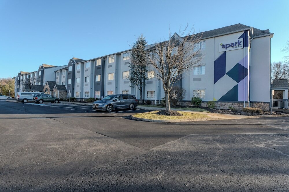Фото Comfort Inn & Suites Airport Dulles - Gateway