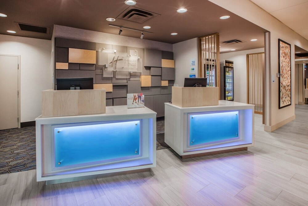 Фото Holiday Inn Express Orlando - South Park, an Ihg Hotel