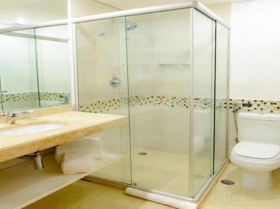 Фото Comfort Suites Alphaville