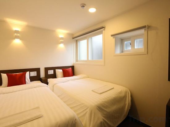 Фото Tripstay Myeongdong