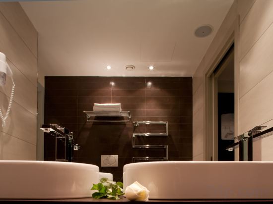 Фото Rmh Modena Des Arts