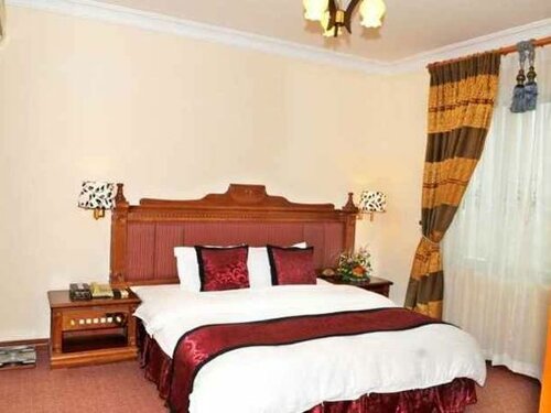 Гостиница Central Hotel в Провинции Куангнгай