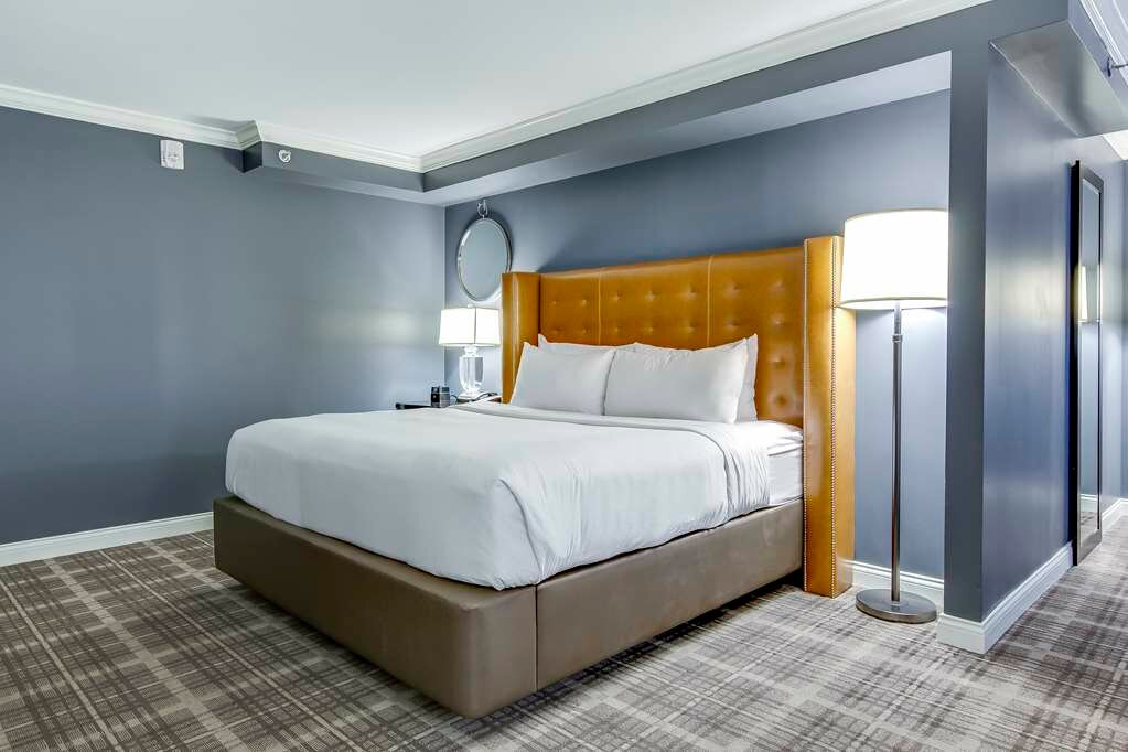 Фото The Campbell House Lexington, Curio Collection by Hilton