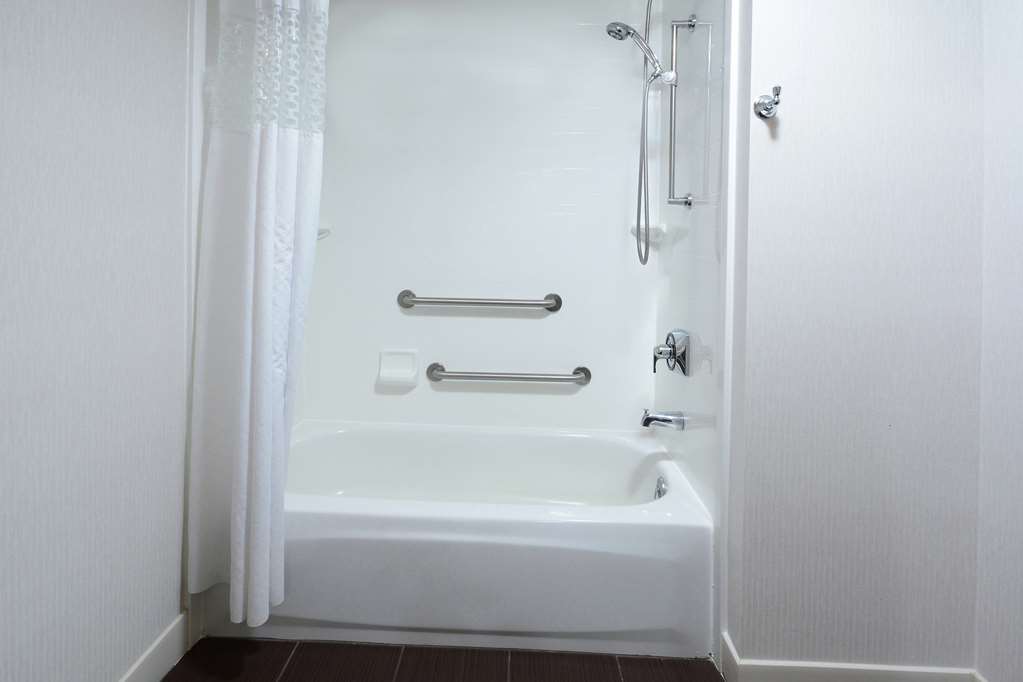 Фото Hampton Inn Martinsville