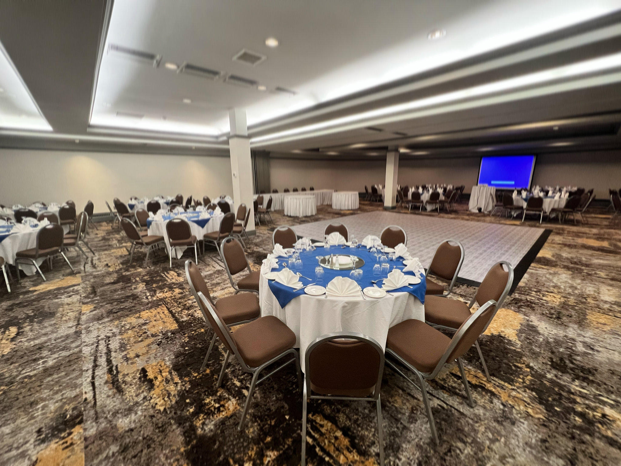 Фото Holiday Inn Toronto Airport East