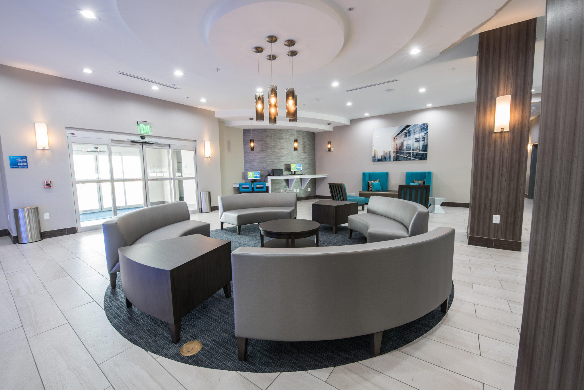 Фото Holiday Inn Express & Suites Houston - Hobby Airport Area, an Ihg Hotel