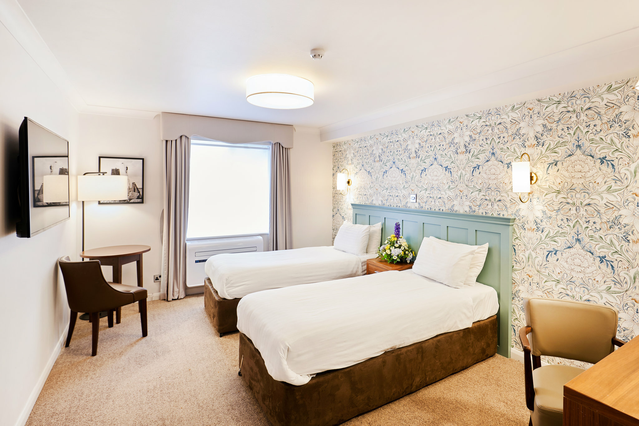 Фото Milford Hall Hotel & SPA