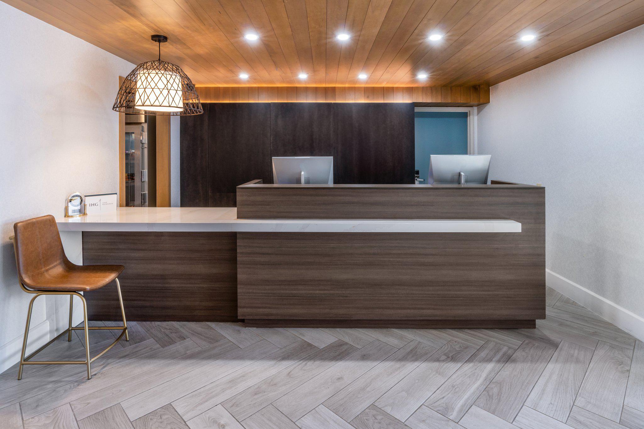 Фото Staybridge Suites Denver - Cherry Creek, an Ihg Hotel