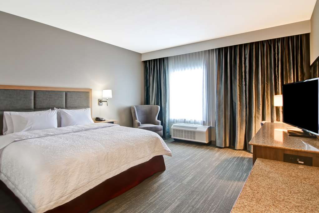 Фото Hampton Inn & Suites by Hilton Grande Prairie