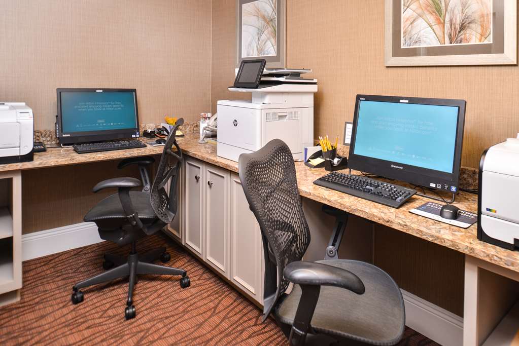 Фото Hilton Garden Inn Flagstaff