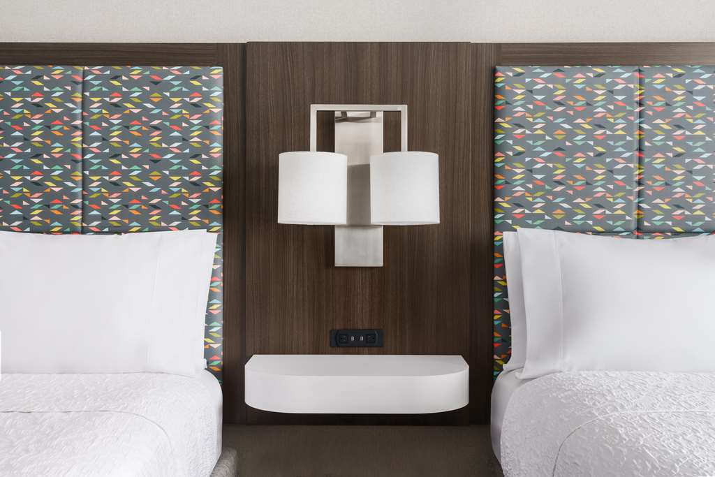 Фото Hilton Garden Inn New York/West 35 Street