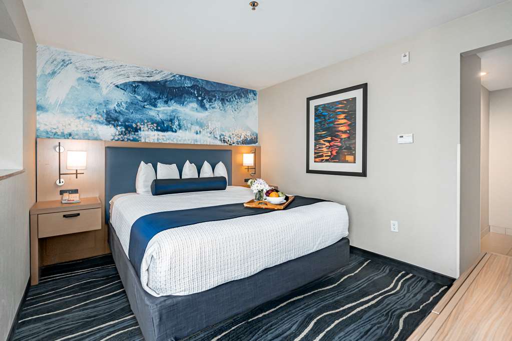 Фото Best Western Plus Marina Gateway Hotel