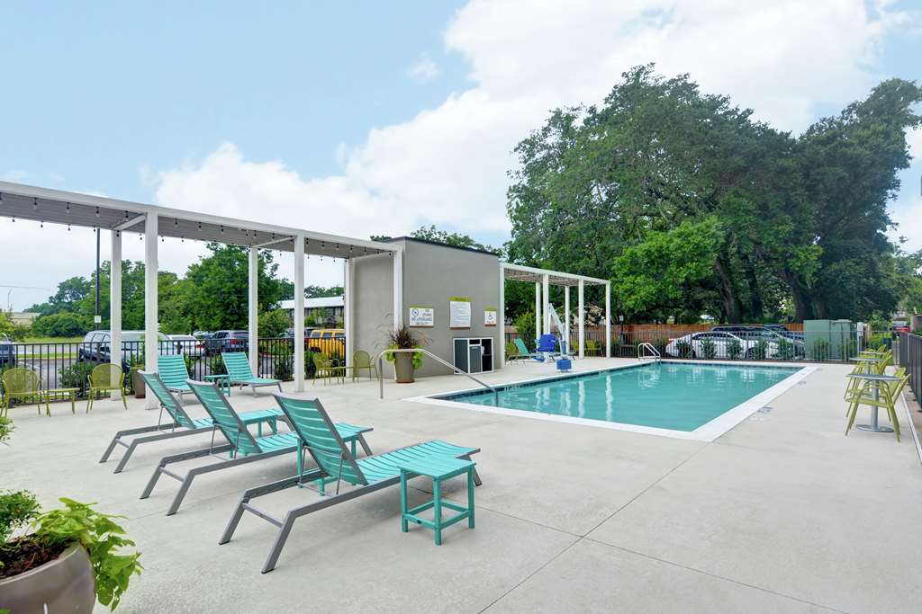 Фото Home2 Suites by Hilton Pensacola I-10 at North Davis Hwy