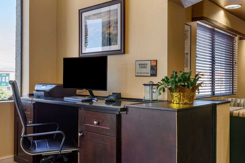 Фото Best Western Plus King's Inn & Suites