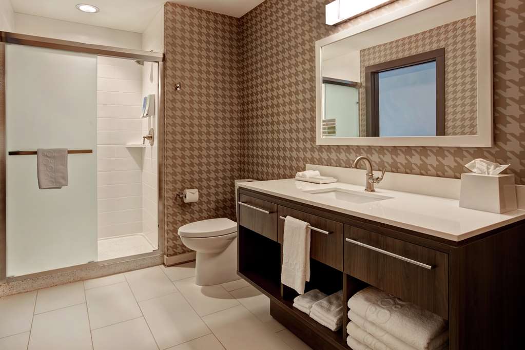 Фото Home2 Suites by Hilton Charlotte Uptown, Nc