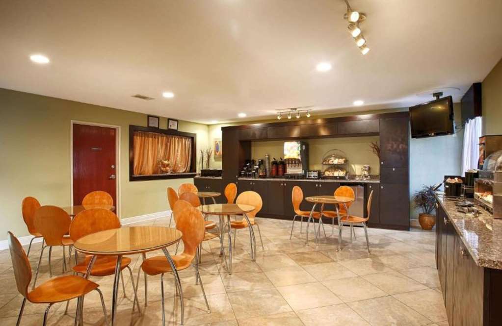 Фото Best Western Zachary Inn