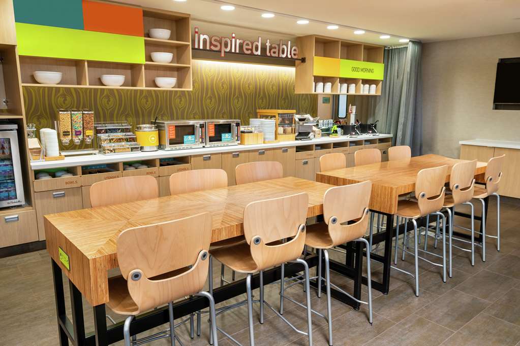 Фото Home2 Suites by Hilton Roseville Sacramento