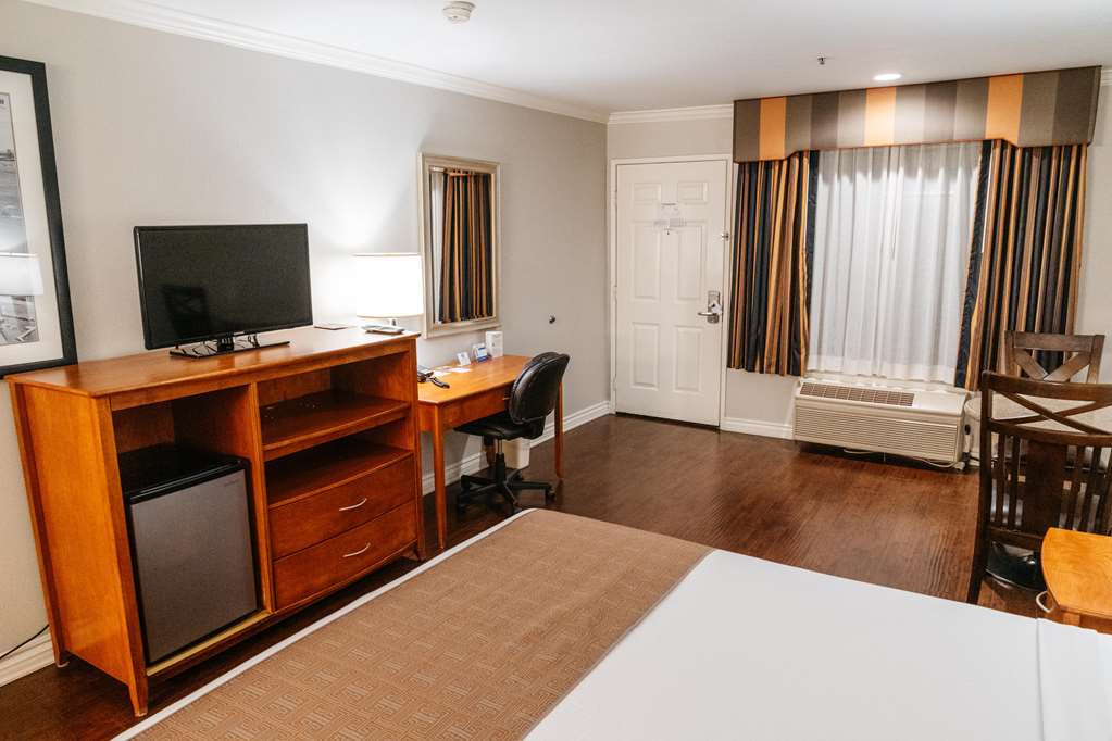 Фото Best Western Palm Garden Inn