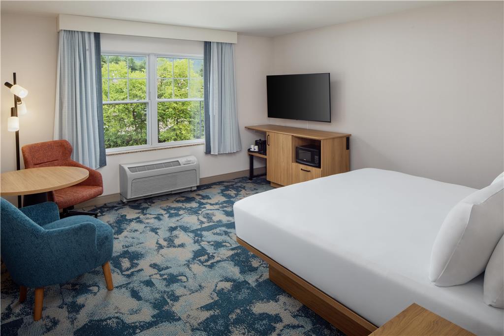 Фото Hampton Inn & Suites North Conway
