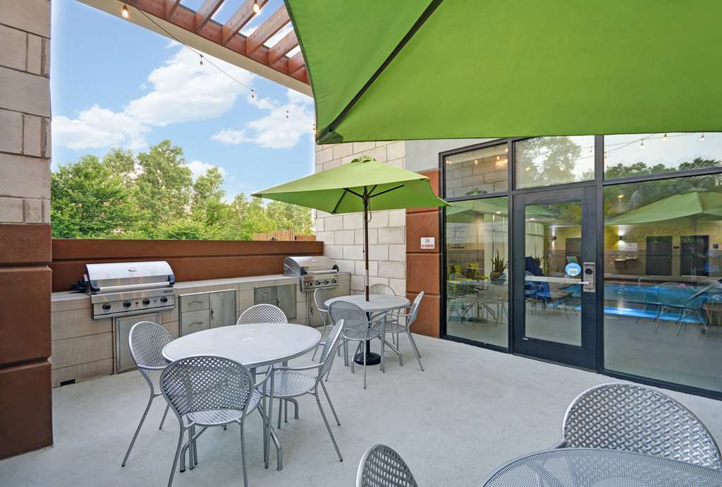 Фото Home2 Suites by Hilton Dallas DeSoto