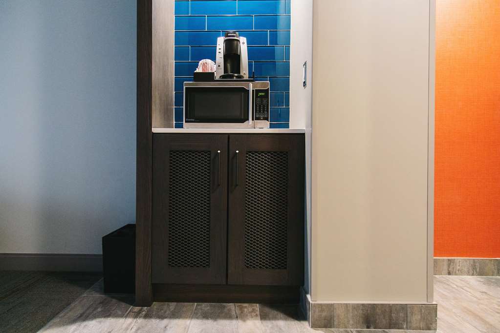 Фото Hilton Garden Inn Fredericton