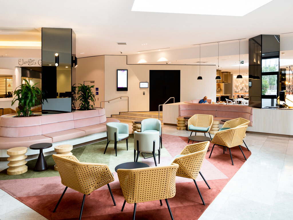 Фото Novotel Sydney International Airport Hotel