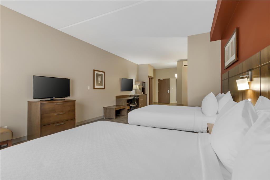 Фото Best Western Plus Winnipeg West