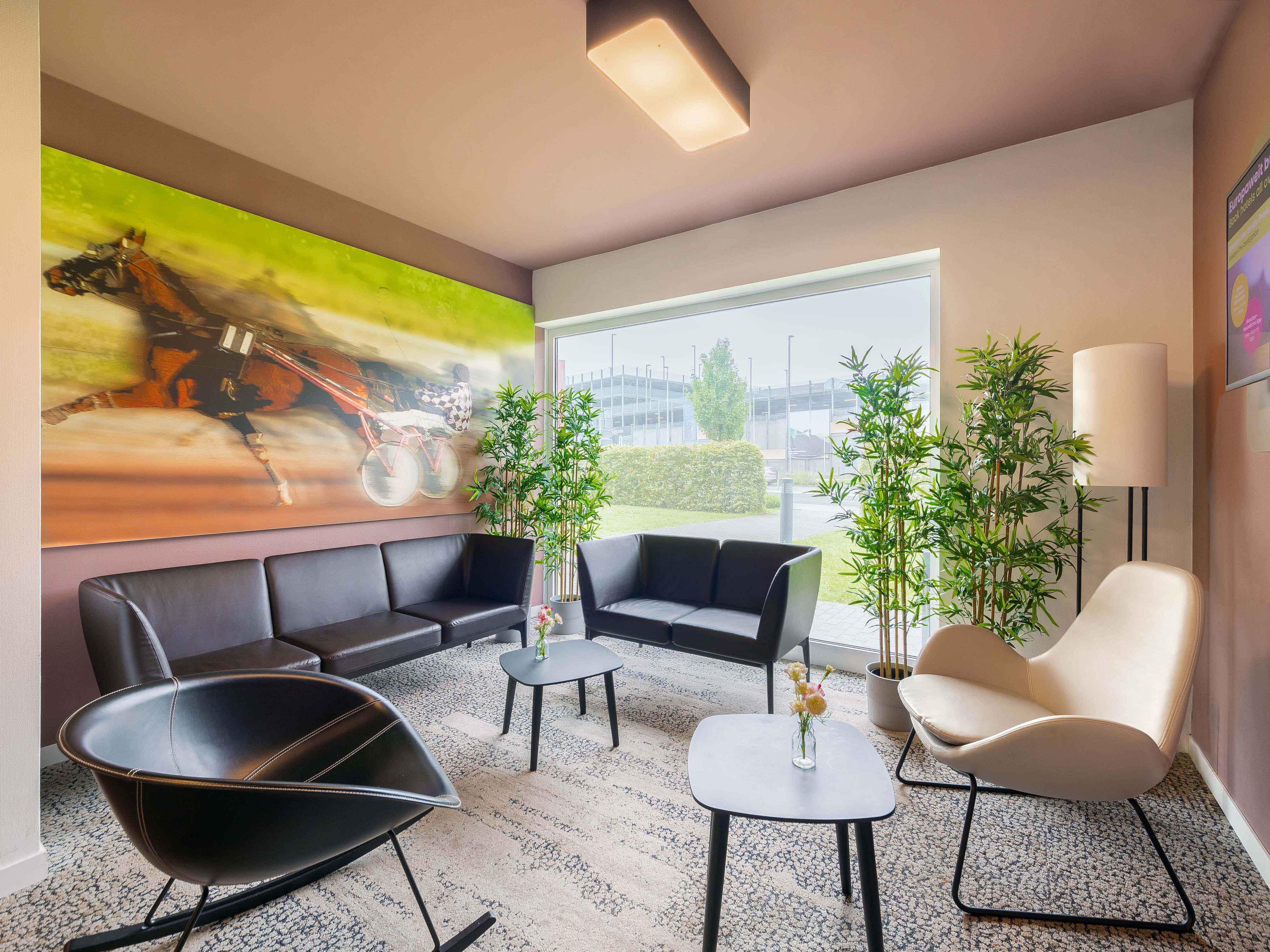 Фото B&b Hotel Mönchengladbach