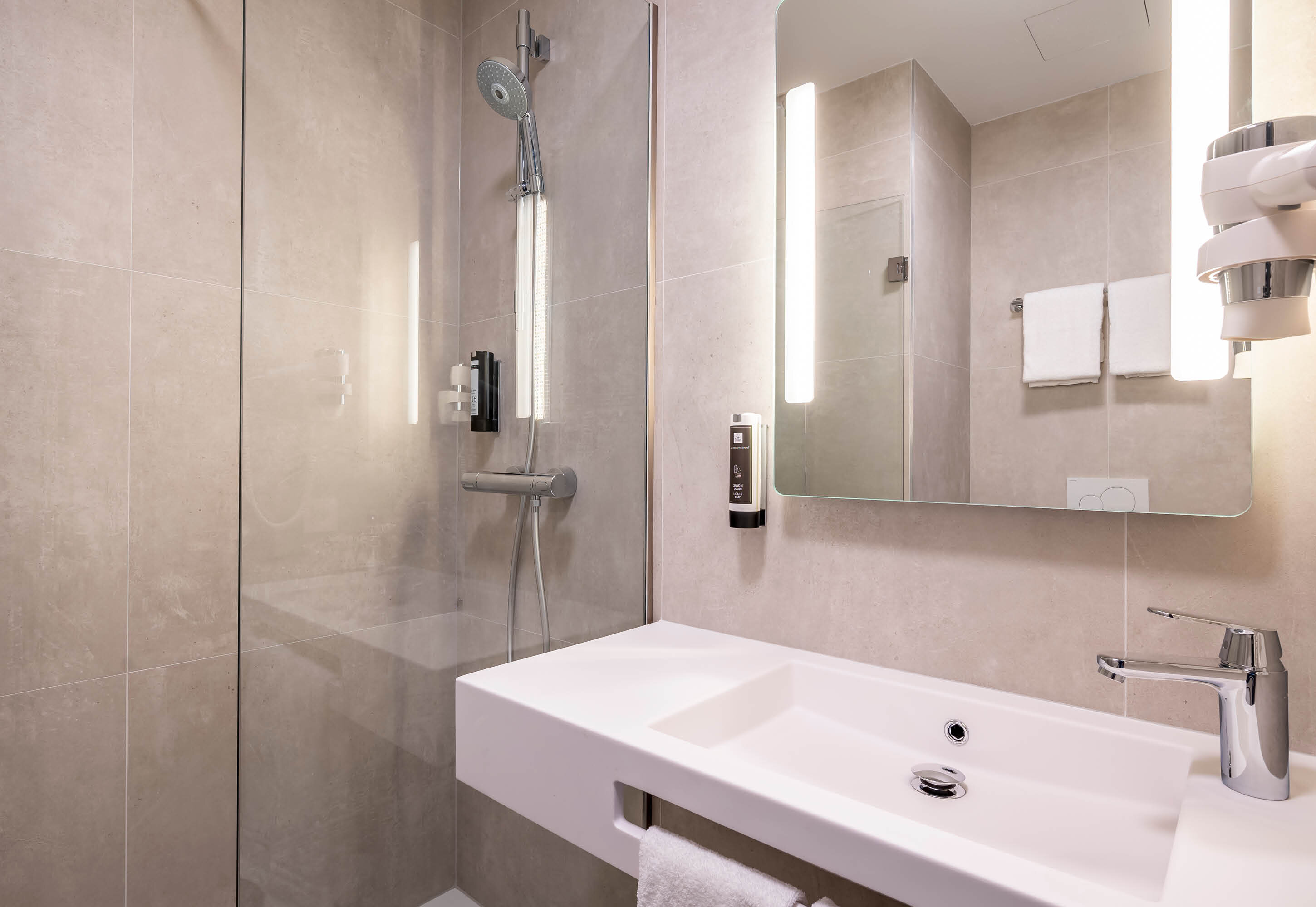 Фото B&b Hotel Gent Centrum