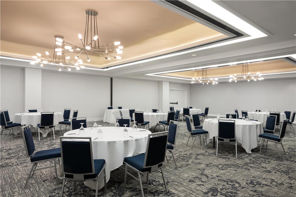 Фото Embassy Suites Hotel Birmingham